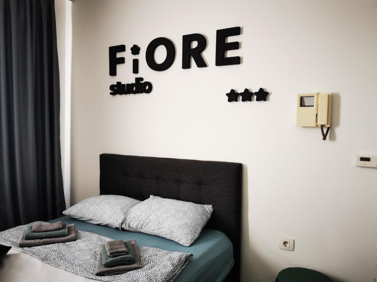 Fiore Self Check-In Osijek Exteriör bild